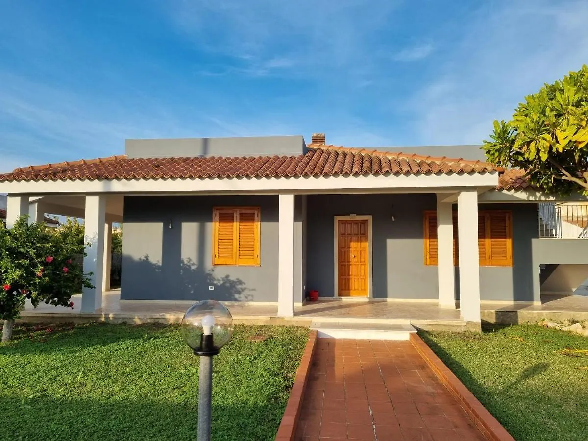 Villa Pina Arenella Italy